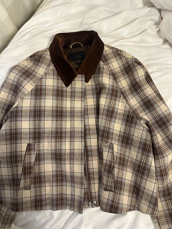Zara Jackets & Blazers - Zara Cream & Brown Plaid Shirt Jacket with Brown Collar